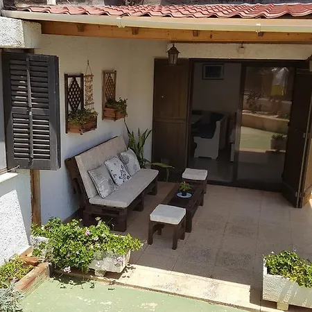 Apartament Profitis Ilias Church View *